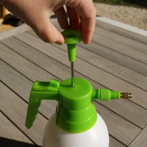 Drukspuit 2 Liter 4 Drukspuit 2 Liter - Afbeelding 2